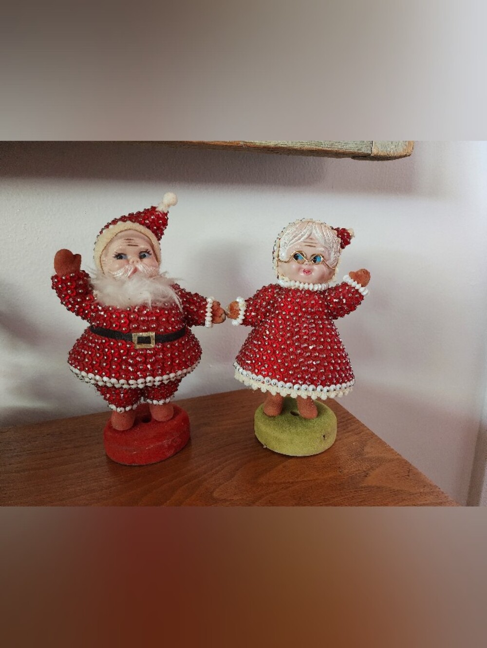Vintage Pin Beaded Santa and Mrs. Claus Figurine Pair